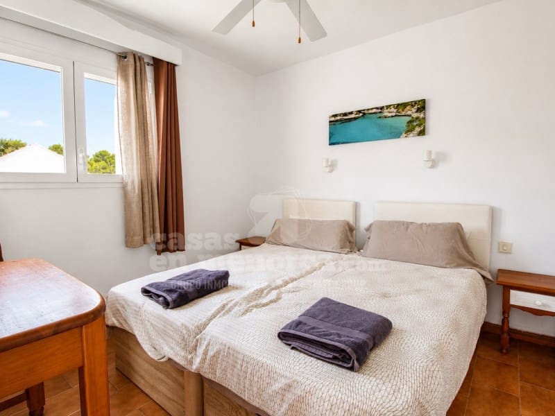 1 sovrum Lägenhet till salu i Arenal d'en Castell med pool - 235 000 € (Ref: 10008777)