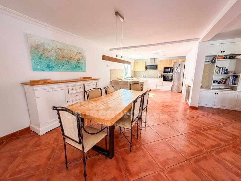 5 Zimmer Villa zu verkaufen in Cala'n Blanes mit Pool Garage - 895.000 € (Ref: 10026977)