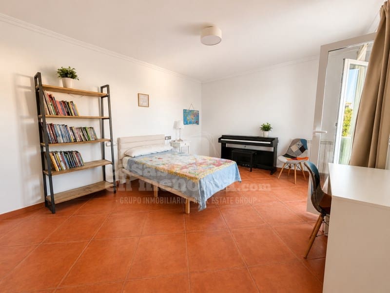 5 Zimmer Villa zu verkaufen in Cala'n Blanes mit Pool Garage - 895.000 € (Ref: 10026977)