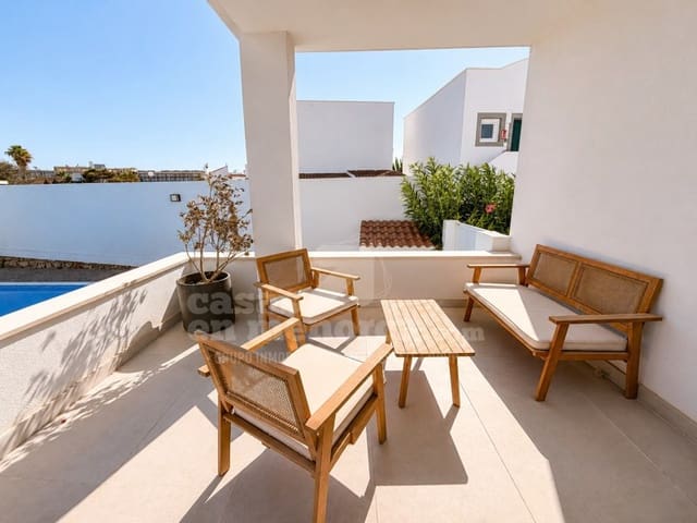 5 Zimmer Villa zu verkaufen in Cala'n Blanes, Ciutadella de Menorca mit Pool Garage - 895.000 € (Ref: 10026977)