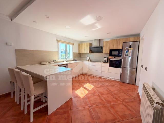 5 Zimmer Villa zu verkaufen in Cala'n Blanes, Ciutadella de Menorca mit Pool Garage - 895.000 € (Ref: 10026977)