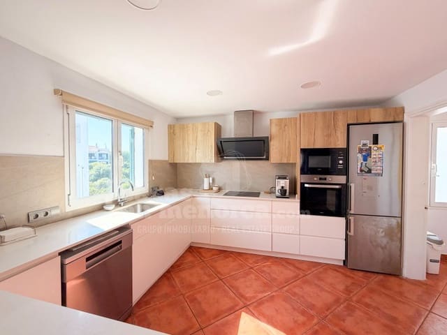 5 Zimmer Villa zu verkaufen in Cala'n Blanes, Ciutadella de Menorca mit Pool Garage - 895.000 € (Ref: 10026977)