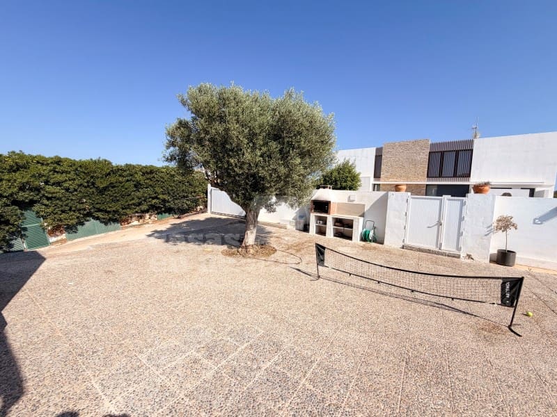 5 Zimmer Villa zu verkaufen in Cala'n Blanes mit Pool Garage - 895.000 € (Ref: 10026977)