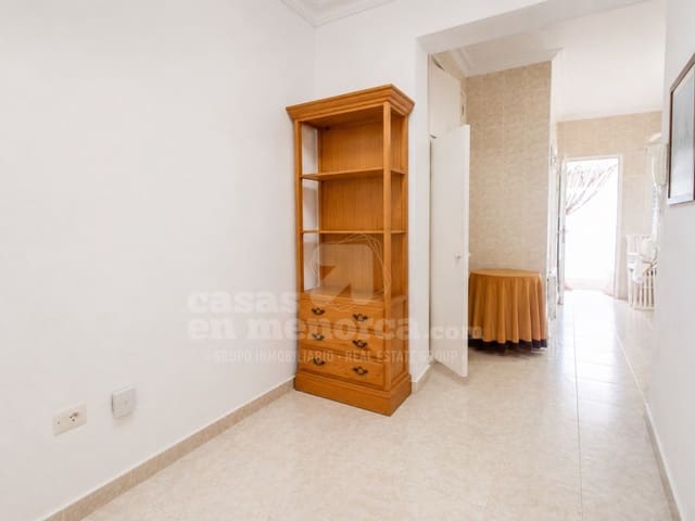 3 sovrum Lägenhet till salu i Mahón / Maó - 270 000 € (Ref: 10031655)