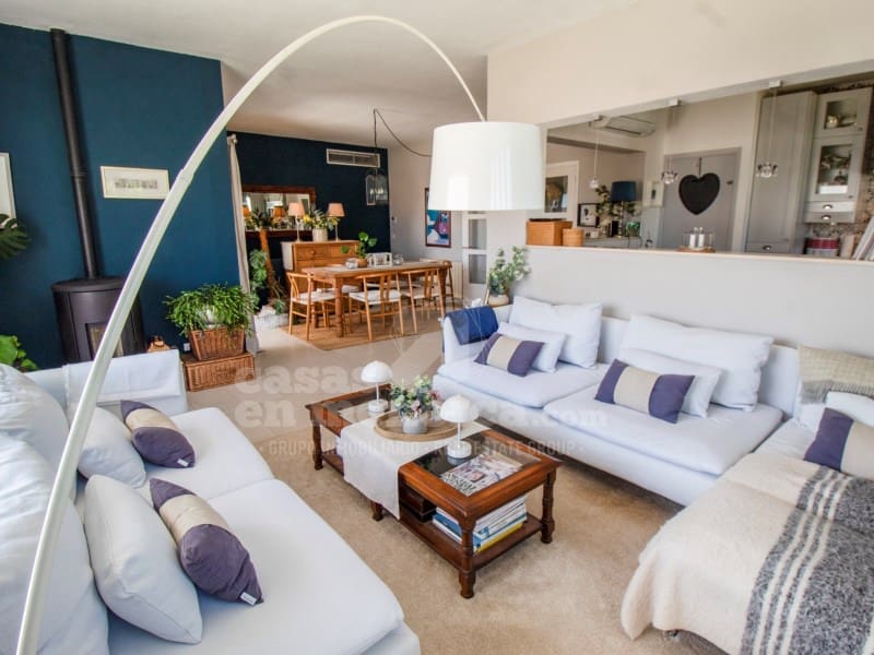 6 sypialnia Willa na sprzedaż w Es Castell z basenem garażem - 1 295 000 € (Ref: 10035066)