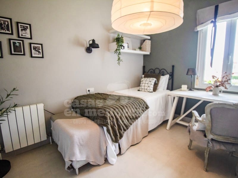 6 sypialnia Willa na sprzedaż w Es Castell z basenem garażem - 1 295 000 € (Ref: 10035066)