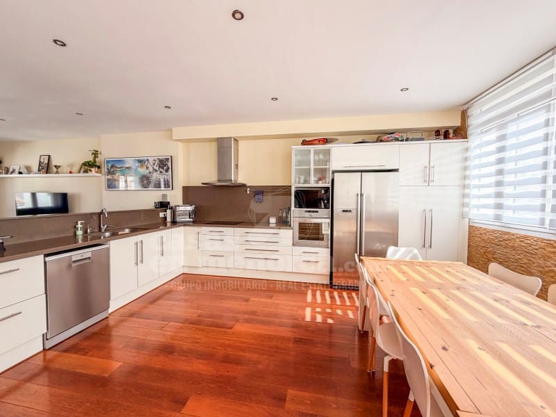 4 quarto Apartamento para venda em Ciutadella de Menorca - 625 000 € (Ref: 10035067)