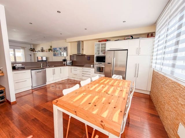 4 quarto Apartamento para venda em Ciutadella, Ciutadella de Menorca - 625 000 € (Ref: 10035067)
