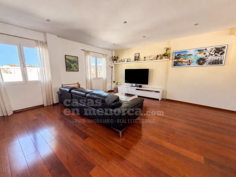 4 slaapkamer Flat te koop in Ciutadella de Menorca - € 625.000 (Ref: 10035067)