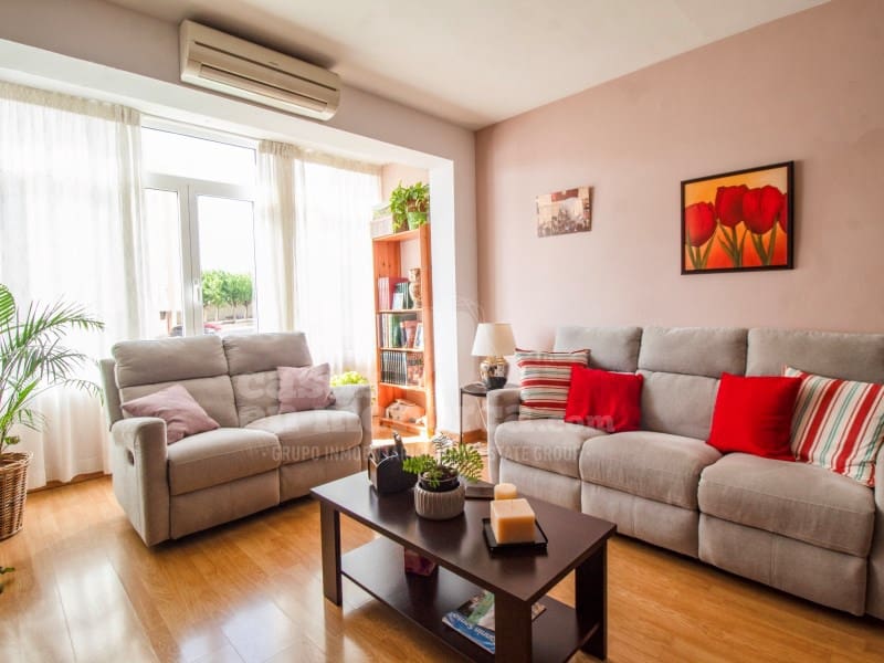 3 sypialnia Mieszkanie na sprzedaż w Mahon / Mao - 320 000 € (Ref: 10037142)