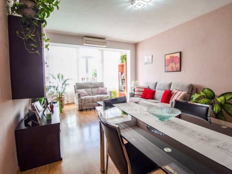 3 sypialnia Mieszkanie na sprzedaż w Mahon / Mao - 320 000 € (Ref: 10037142)