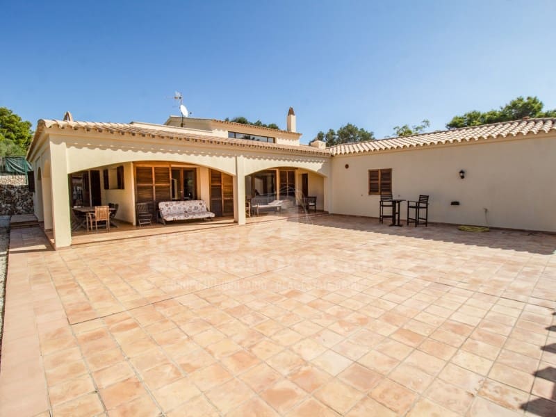 4 bedroom Villa for sale in San Luis / Sant Lluis with pool garage - € 1,200,000 (Ref: 10044723)