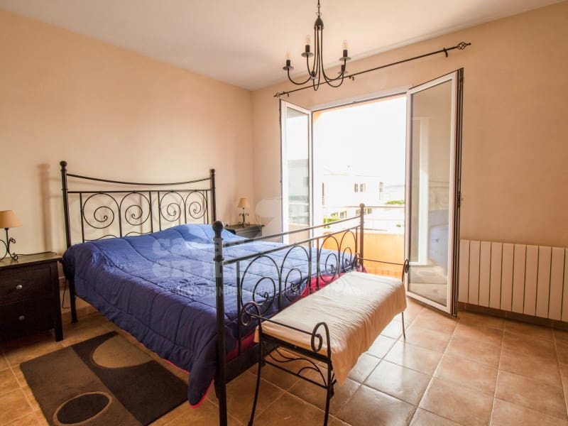 4 sypialnia Willa na sprzedaż w Mahon / Mao z garażem - 750 000 € (Ref: 10054892)
