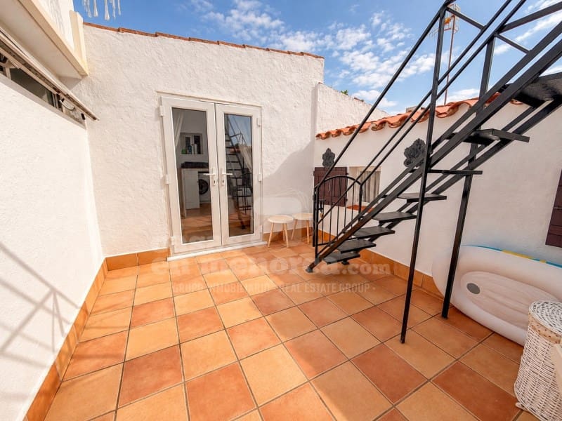 3 makuuhuone Huvila myytävänä paikassa Ciutadella de Menorca mukana 
autotalli - 395 000 € (Ref: 10067681)