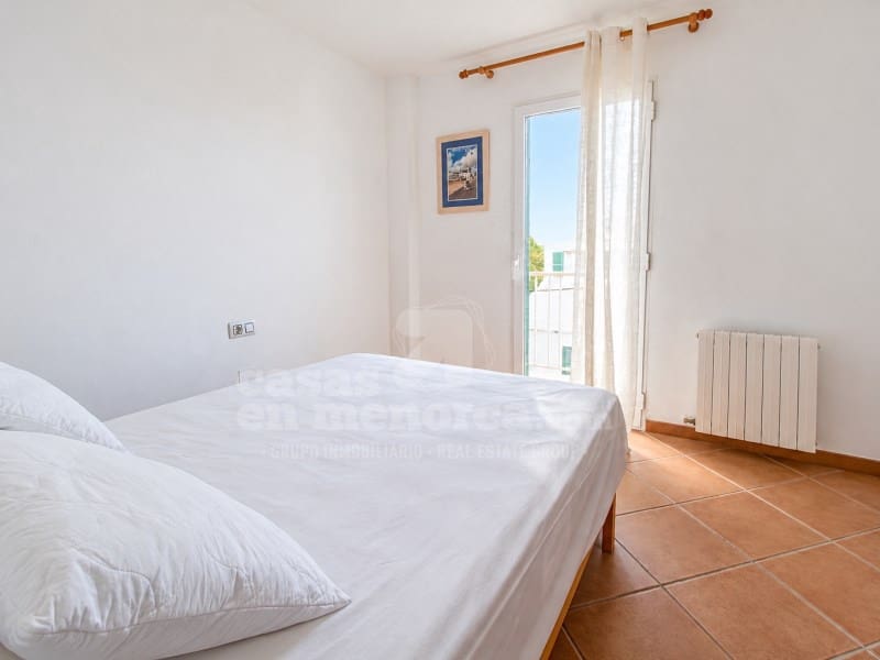 3 chambre Appartement à vendre à Es Castell avec piscine garage - 590 000 € (Ref: 10078160)