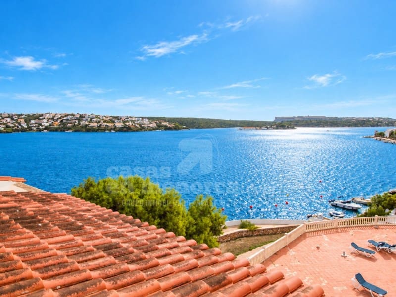 3 chambre Appartement à vendre à Es Castell avec piscine garage - 590 000 € (Ref: 10078160)