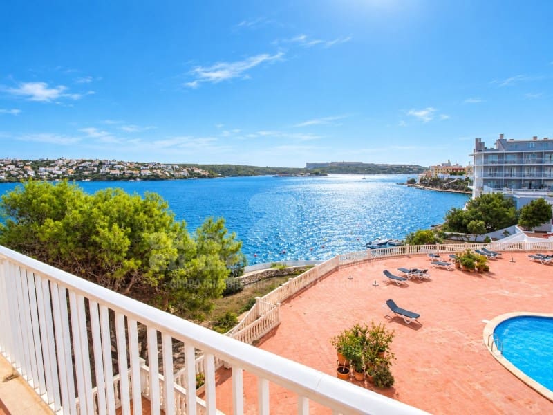 3 chambre Appartement à vendre à Es Castell avec piscine garage - 590 000 € (Ref: 10078160)