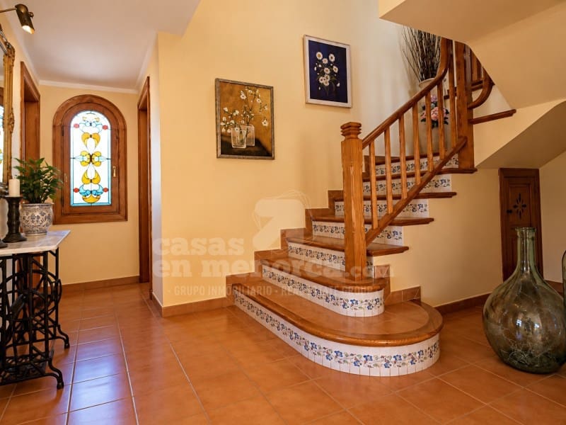 4 chambre Villa/Maison à vendre à Es Castell avec piscine garage - 890 000 € (Ref: 10086044)