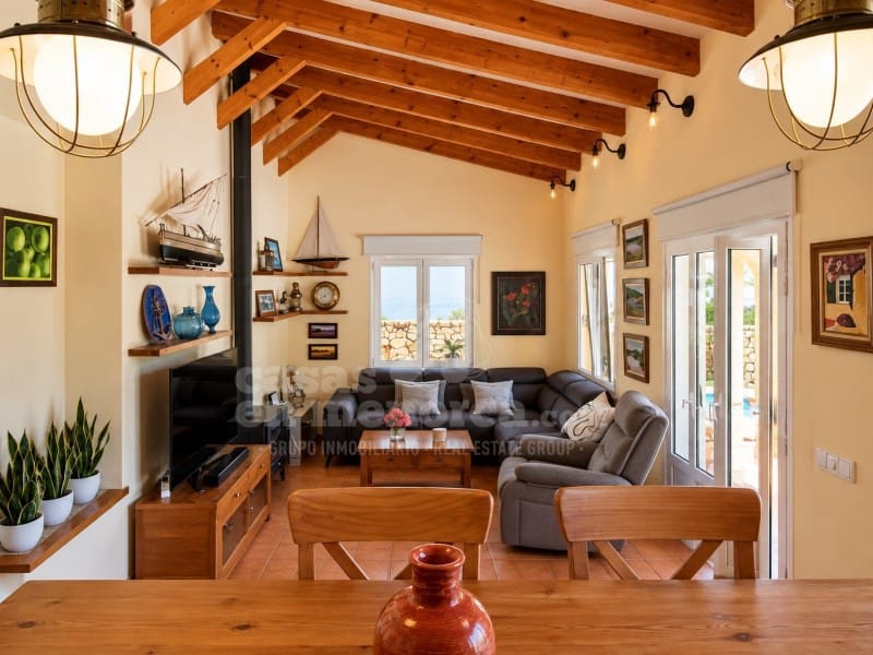 4 chambre Villa/Maison à vendre à Es Castell avec piscine garage - 890 000 € (Ref: 10086044)
