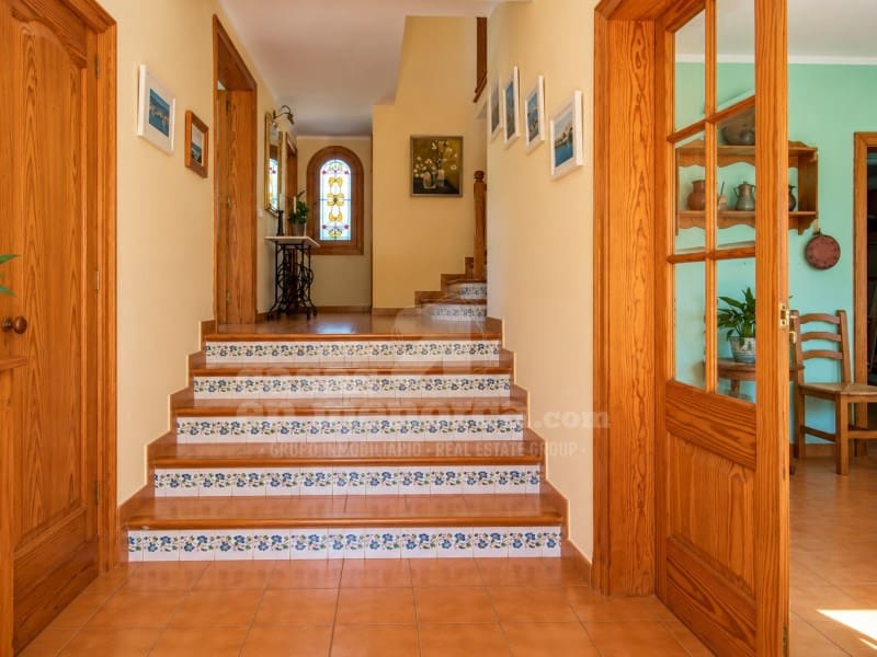 4 chambre Villa/Maison à vendre à Es Castell avec piscine garage - 890 000 € (Ref: 10086044)
