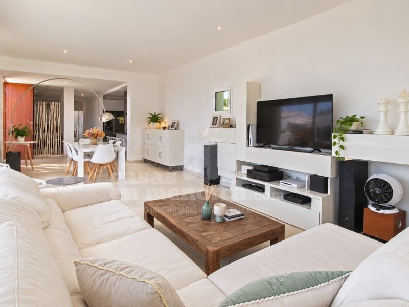 4 slaapkamer Villa te koop in Binibeca met zwembad garage - € 1.200.000 (Ref: 10094371)