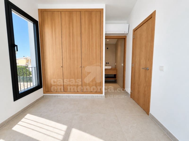 4 quarto Moradia para venda em Cala Blanca com piscina garagem - 1 280 000 € (Ref: 10094372)