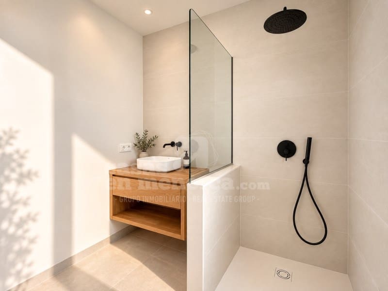 4 quarto Moradia para venda em Cala Blanca com piscina garagem - 1 280 000 € (Ref: 10094372)