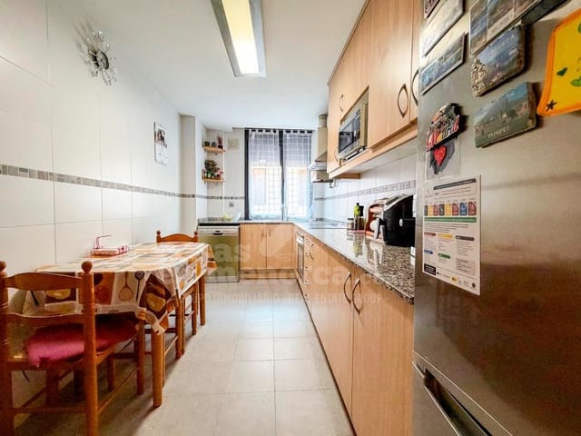 4 chambre Appartement à vendre à Mahón / Maó - 380 000 € (Ref: 10098287)