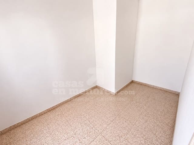 4 makuuhuone Asunto myytävänä paikassa Ciutadella, Ciutadella de Menorca - 380 000 € (Ref: 10109371)