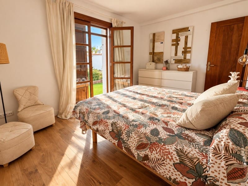 3 soveværelse Finca/Landehus til salg i Ciutadella de Menorca med swimmingpool garage - € 798.300 (Ref: 10109372)