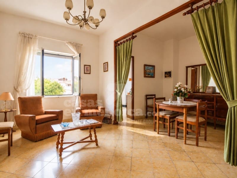 4 chambre Maison de Ville à vendre à Ciutadella de Menorca - 380 000 € (Ref: 10115573)