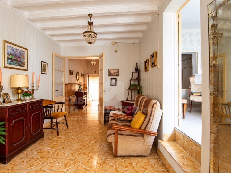 4 chambre Maison de Ville à vendre à Ciutadella de Menorca - 380 000 € (Ref: 10115573)