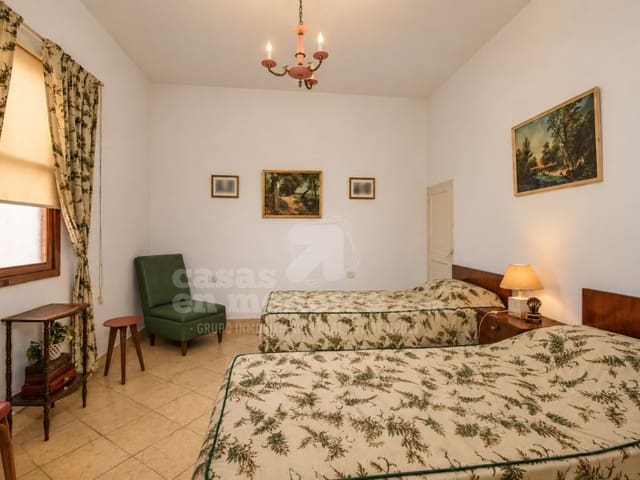 4 chambre Maison de Ville à vendre à Ciutadella, Ciutadella de Menorca - 380 000 € (Ref: 10115573)