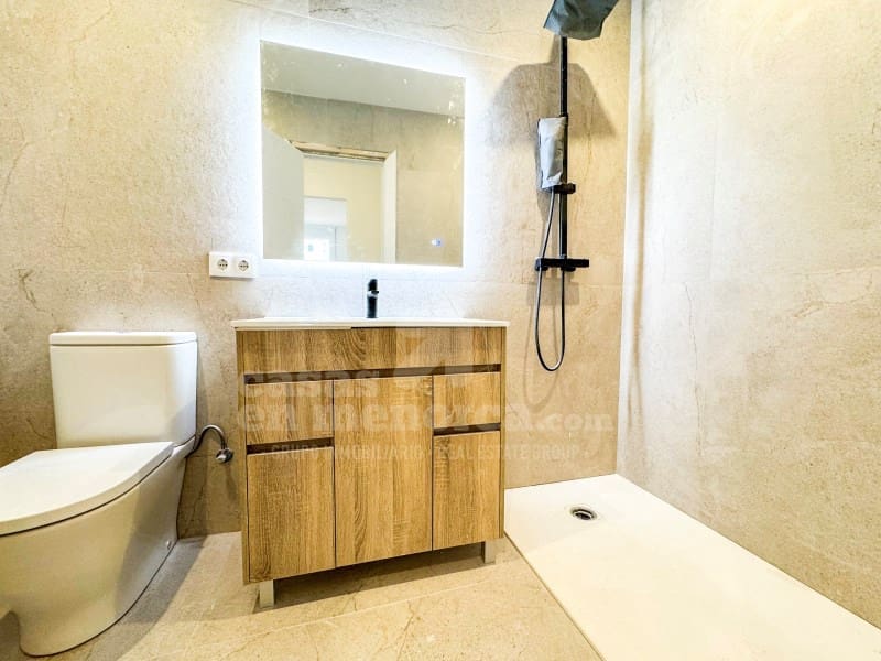 3 bedroom Flat for sale in Mahon / Mao - € 339,000 (Ref: 10131384)