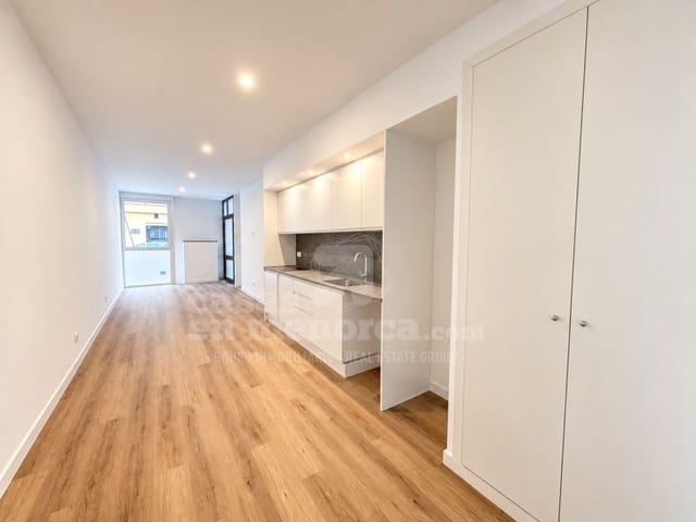 3 bedroom Flat for sale in Mahón / Maó - € 339,000 (Ref: 10131384)
