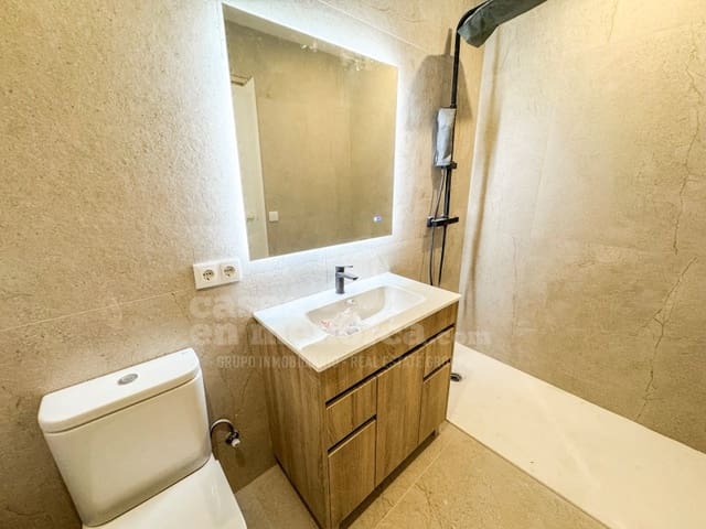 3 bedroom Flat for sale in Mahón / Maó - € 339,000 (Ref: 10131384)