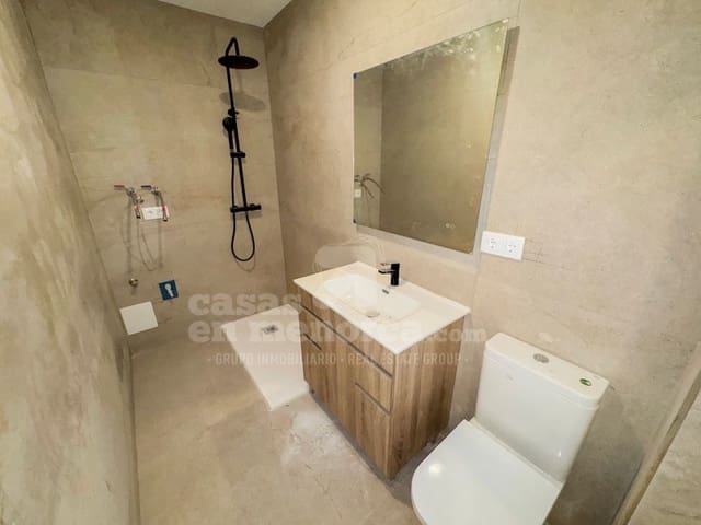 2 bedroom Flat for sale in Mahón / Maó - € 279,000 (Ref: 10131385)