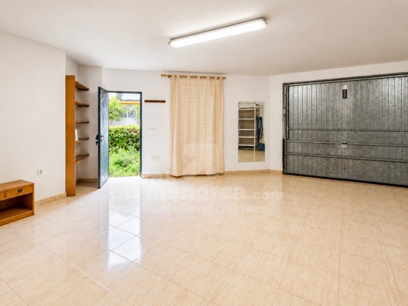 Komercyjne na sprzedaż w Es Castell - 290 000 € (Ref: 10154893)