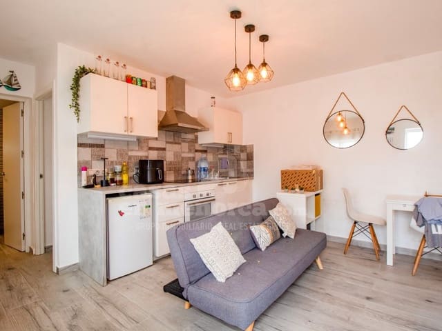 1 sypialnia Apartament na sprzedaż w San Luis / Sant Lluís z garażem - 239 000 € (Ref: 10154894)