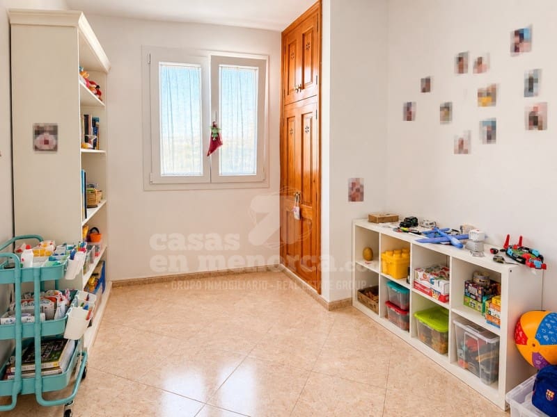 Piso de 4 habitaciones en Ciutadella de Menorca en venta - 360.000 € (Ref: 10159278)