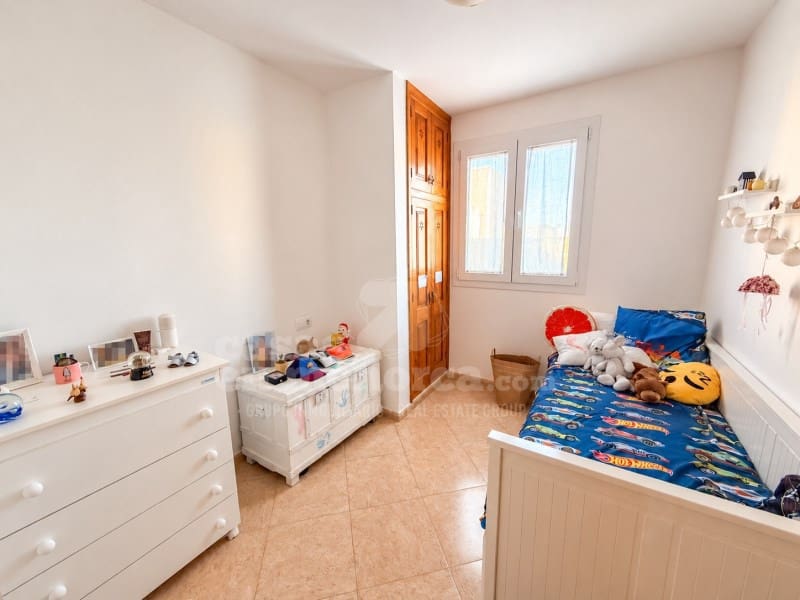 Piso de 4 habitaciones en Ciutadella de Menorca en venta - 360.000 € (Ref: 10159278)
