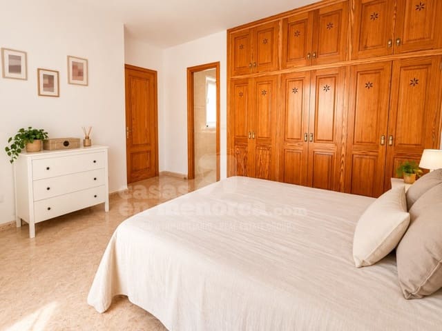 Piso de 4 habitaciones en Ciutadella, Ciutadella de Menorca en venta - 360.000 € (Ref: 10159278)