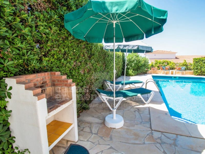 3 soveværelse Villa til salg i Alayor / Alaior med swimmingpool - € 590.000 (Ref: 10161217)