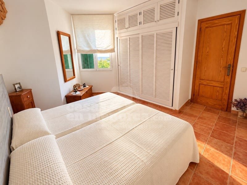 4 bedroom Villa for sale in Cala'n Blanes with garage - € 690,000 (Ref: 10166606)