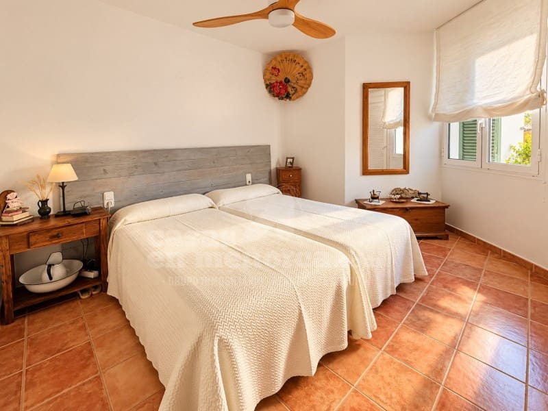 4 bedroom Villa for sale in Cala'n Blanes with garage - € 690,000 (Ref: 10166606)