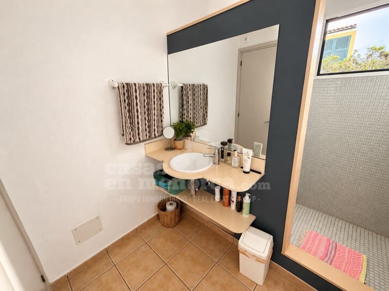 4 bedroom Villa for sale in Cala'n Blanes with garage - € 690,000 (Ref: 10166606)