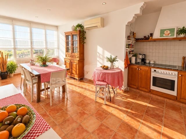 4 camera da letto Villa in vendita in Cala'n Blanes, Ciutadella de Menorca con garage - 690.000 € (Rif: 10166606)