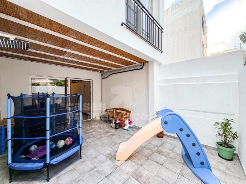 3 soveværelse Byhus til salg i Mahon / Mao med garage - € 439.000 (Ref: 10168436)