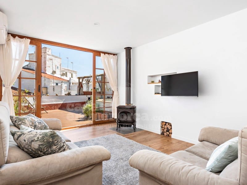 5 soveværelse Byhus til salg i Mahon / Mao med garage - € 852.000 (Ref: 10171209)