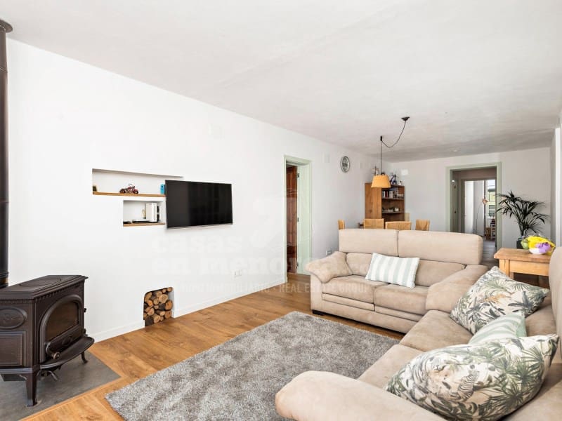 5 soveværelse Byhus til salg i Mahon / Mao med garage - € 852.000 (Ref: 10171209)